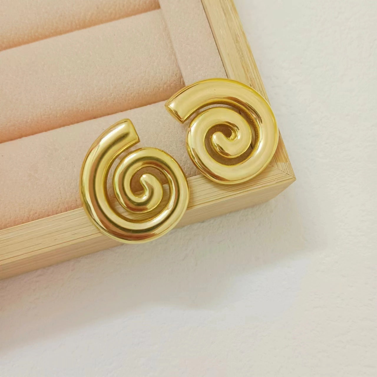 Stainless Steel Rotating Thread Earrings