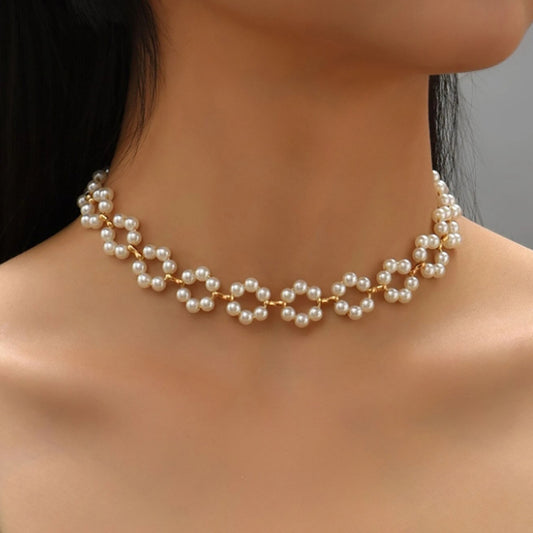 Clavicle Chain Pearl Flowers Necklace